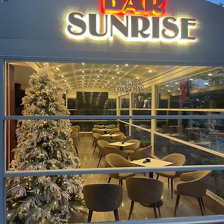 Sunrise Luxury Apartments Sarande Bagian luar foto